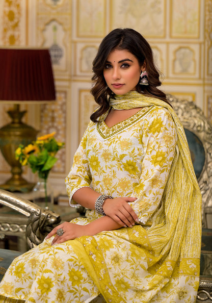 Floral Straight Kurti Set